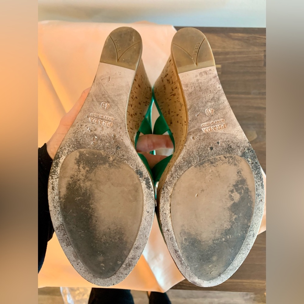 Prada Assenzio (absinthe/emerald green), 40/Size 9, criss cross cork wedge - Picture 10 of 15